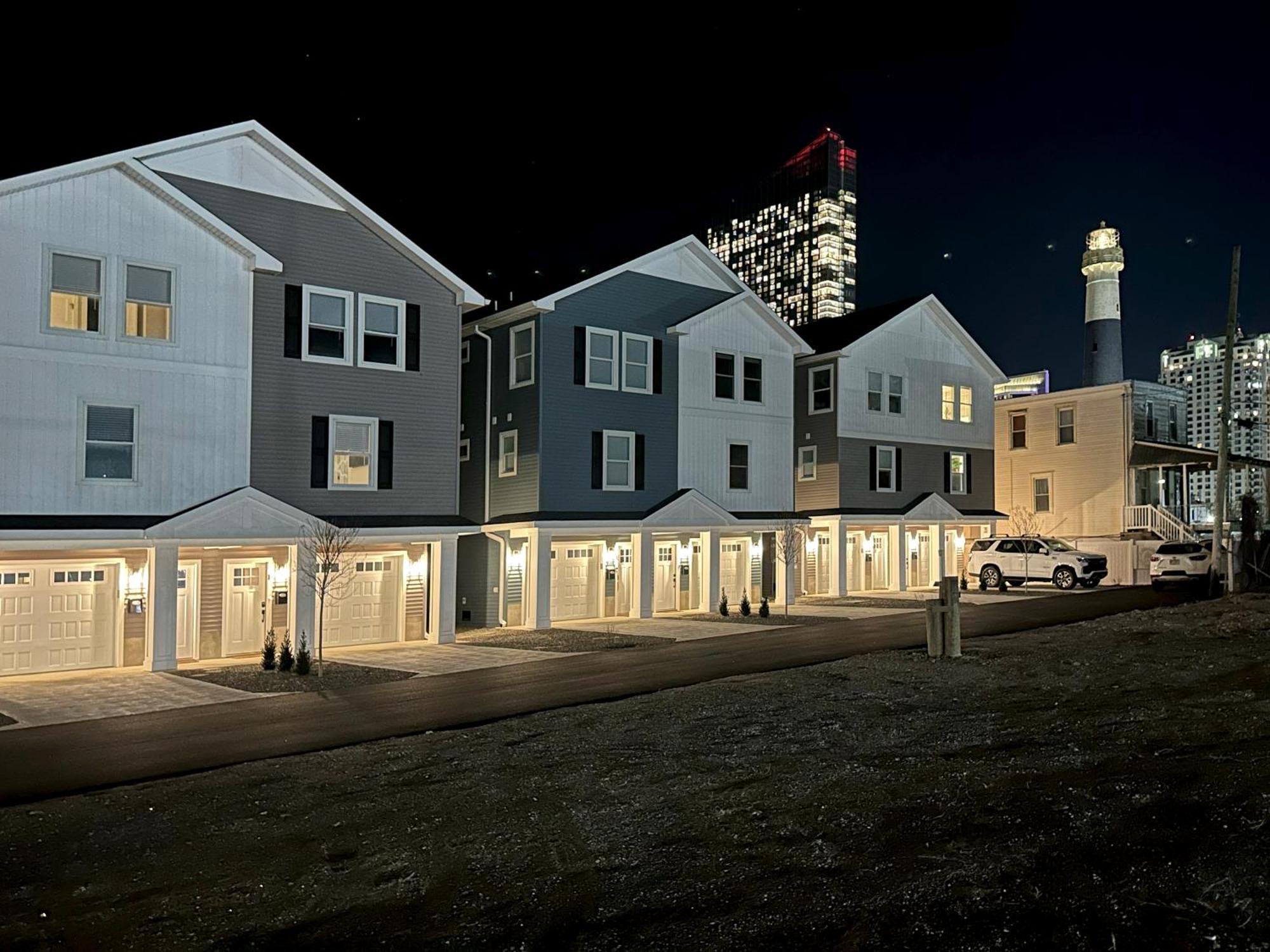 Lux Lighthouse Lookout Llc